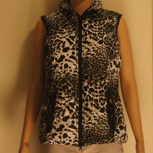 Sleeveless jacket for any occasion